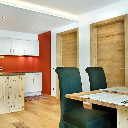 La Bercia Dolomites Apartahotel La Villa (Trentino Alto Adige)