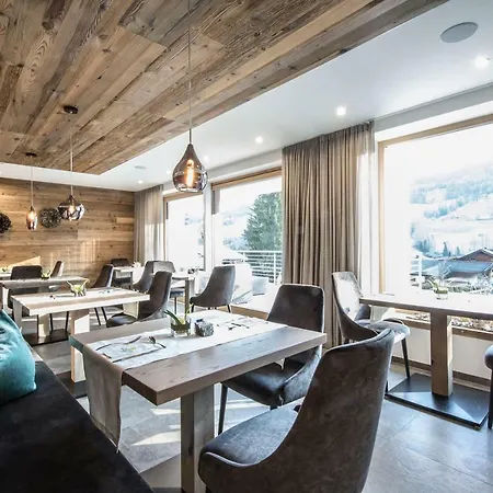 Apartahotel La Bercia Dolomites *